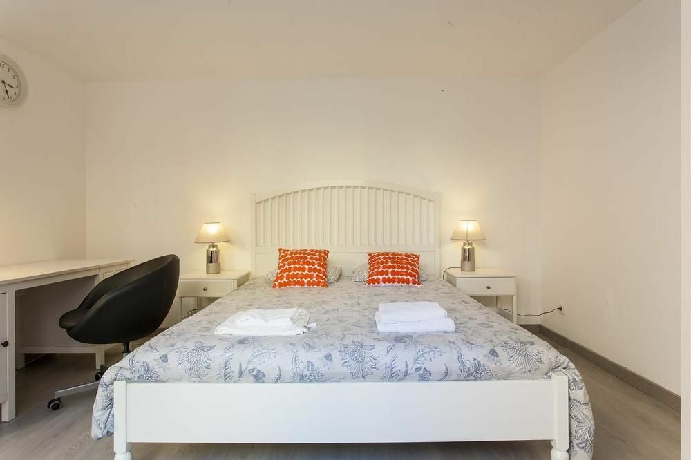 Campo Pequeno Terrace By Homing Lissabon